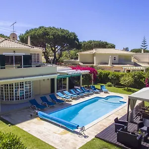 Villa Popa, Quarteira